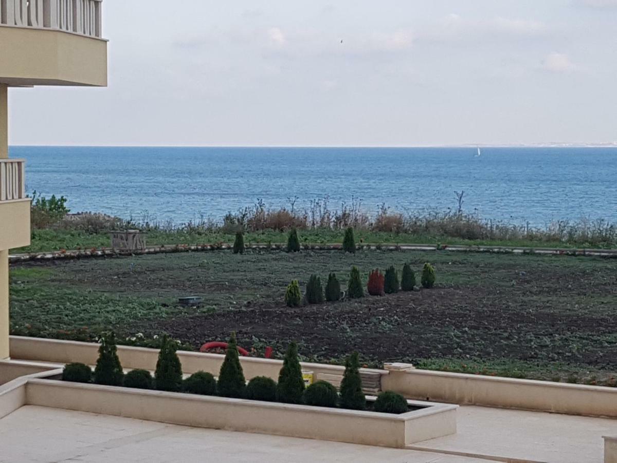 Apartment Aquamarine Burgas Luaran gambar